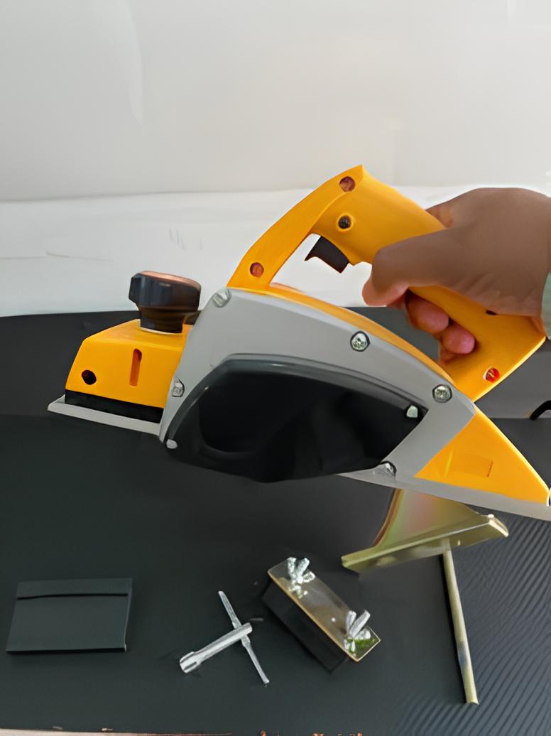 Cepillo Eléctrico Dewalt 550W – Potente y Preciso para Carpintería | Cepillo de Madera con 17,000 RPM